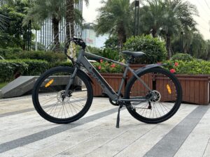 avaka r1